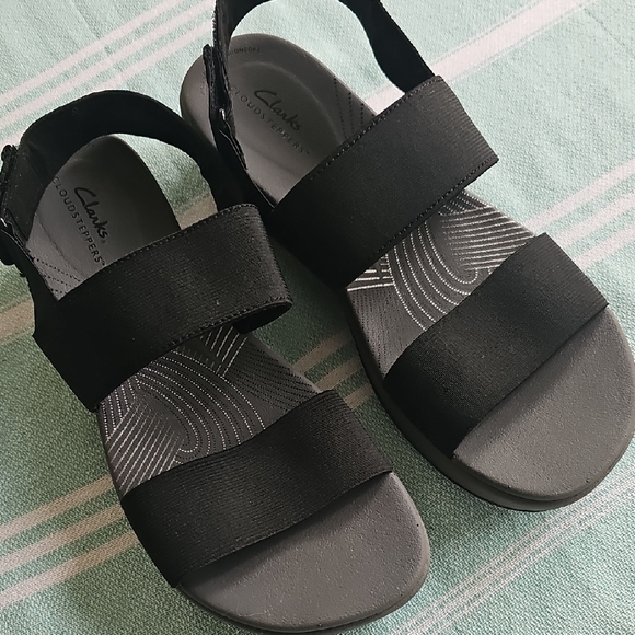 NWOT Clarks Arla Sandle 8.5W Black - Picture 1 of 6